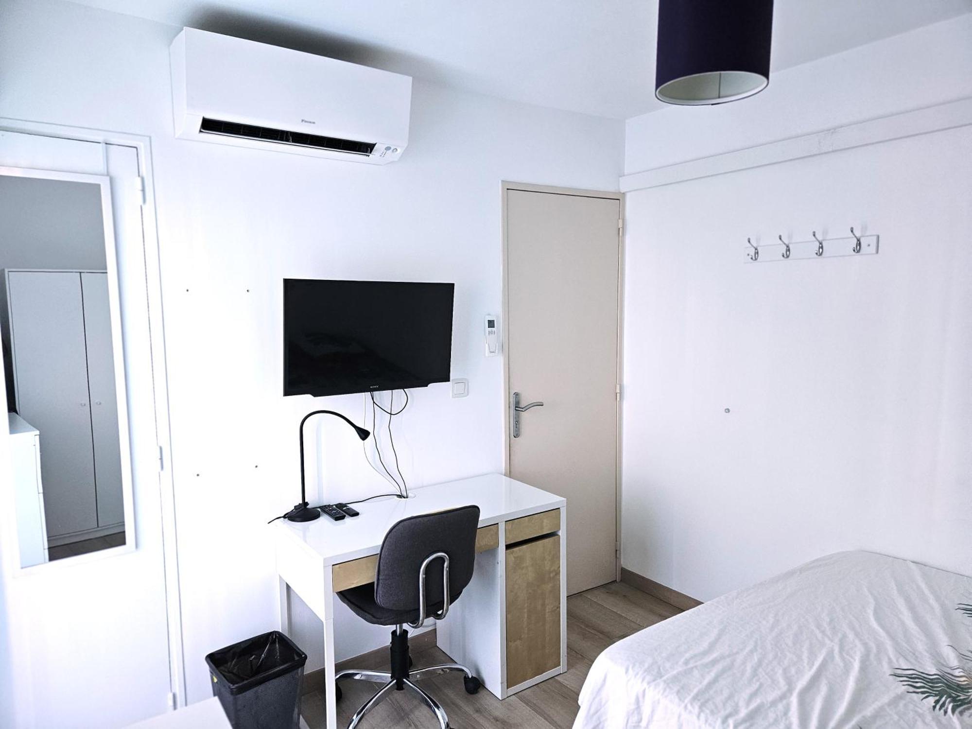 טולון Chambre En Colocation Fille, Proche Mer, Climatisation מראה חיצוני תמונה