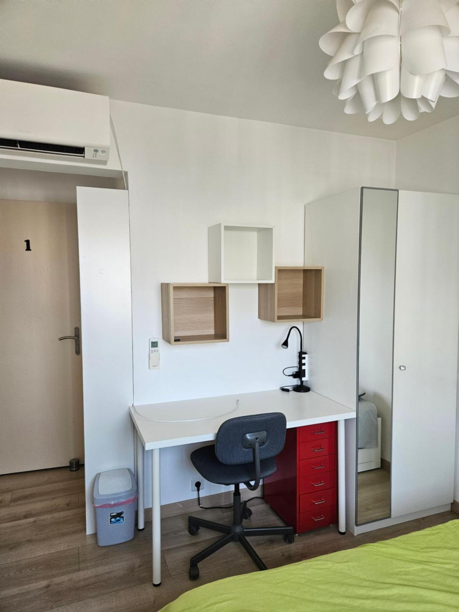 טולון Chambre En Colocation Fille, Proche Mer, Climatisation מראה חיצוני תמונה